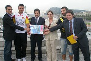 Capdevila signa un conveni per promocionar la pràctica de l’esport entre els joves