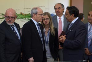 Huguet constata que les empreses catalanes tenen bona imatge a Algèria