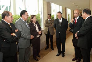 Capdevila es reuneix amb una delegació de la Cambra de Representants del Regne del Marroc