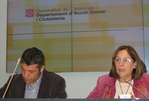 Acció Social promou 74 cursos d'alfabetització en català per a més de 800 persones d'origen estranger a 64 municipis