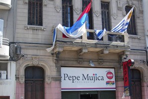 Esquerra i les JERC participen a la campanya del MAS a Bolívia