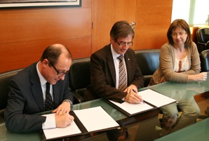 Ausàs signa un conveni amb el Col·legi d'Enginyers Tècnics Agrícoles per promoure els serveis telemàtics