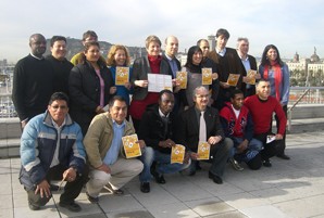 Esquerra presenta una campanya per incentivar el vot dels immigrants en les consultes per la independència