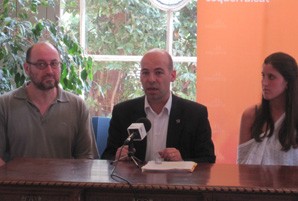 Esquerra de Llavaneres rebutja la moció del PP contra la immigració, aprovada amb el suport de CiU