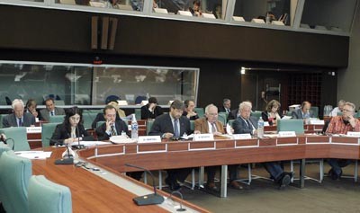 Benach demana que les regions s'impliquin més en el procés de construcció europea, perquè aquest procés arreli socialment