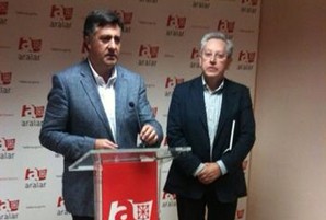 Aralar i Esquerra lamenten que el Tribunal Constitucional faci 'una tisorada final' a la voluntat de la ciutadania catalana