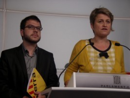 Simó: ‘Si CiU no té res a amagar, que deixi treballar la comissió d’investigació i digui a la fundació Catdem que aporti la documentació que li ha sol·licitat el Parlament’.