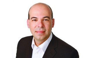 David Minoves, xatejarà amb internautes a Facebook