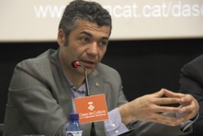 Amorós exigeix a Ortega que rectifiqui i faciliti urnes per a la consulta per a la independència a Barcelona