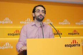 Llorente celebra que el Govern hagi rectificat en la Llei Òmnibus i demana que 'respectin el Parlament'