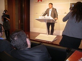 Esquerra coincideix amb l'objectiu de dèficit del Govern d'1,3% però troba a faltar progressivitat en les mesures que planteja els Pressupostos de 2012