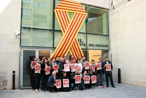 Esquerra presenta la campanya “País lliure, llengua viva”