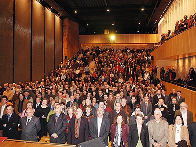   Carod diu prou a les pressions i insta els que amenacen a convocar eleccions  