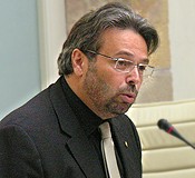 Benach demana als catalans que s’impliquin en el futur del país i participin en el referèndum per l’Estatut