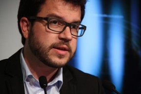 A iniciativa d’ERC el Parlament insta el Govern a treballar per recuperar la paga extra als funcionaris el 2015